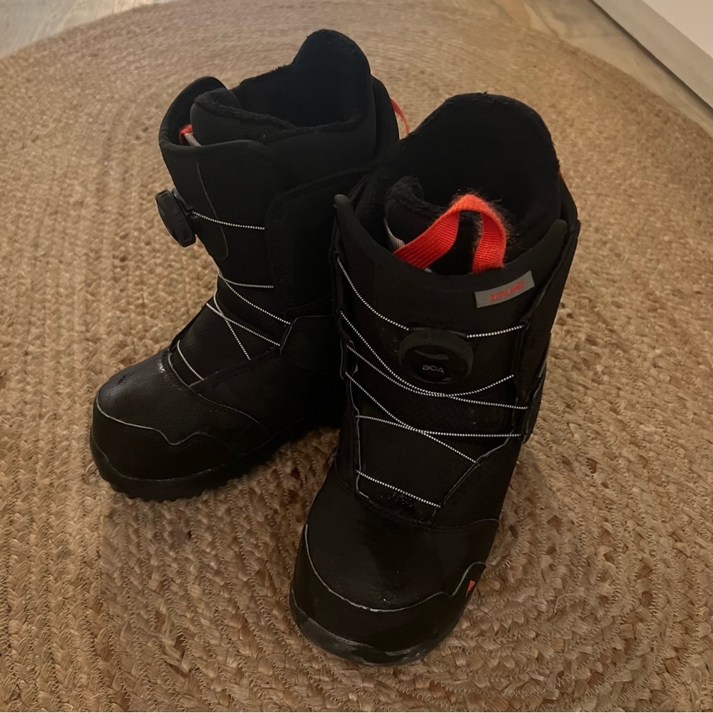 Burton Kids Snowboard Boots -Size 4
